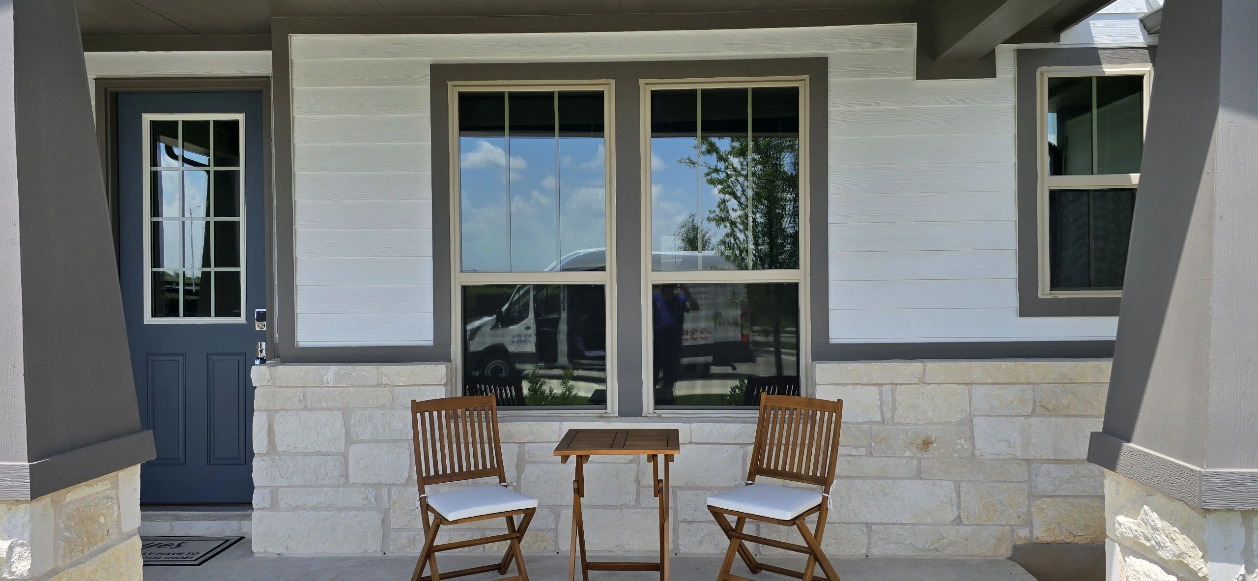 3M security film protecting glass from impact