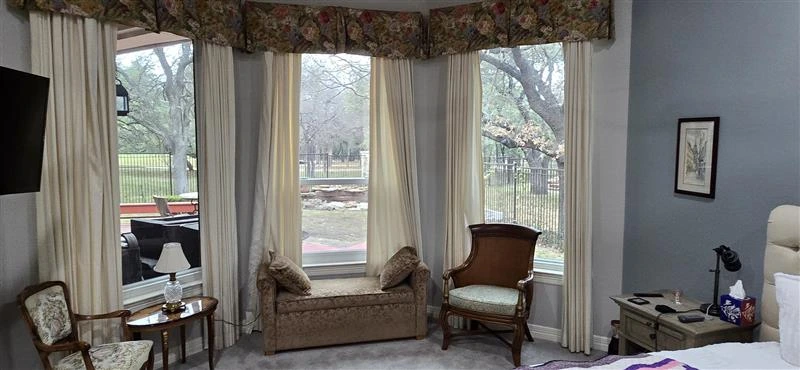 How to Choose the Right Window Shades for a Texas Home